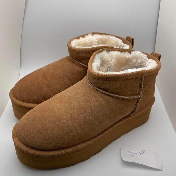 CUSHIONAIRE Women's COZY Genuine Suede pull on platform boot CHESTNUT 8.5 - Picture 2 of 6